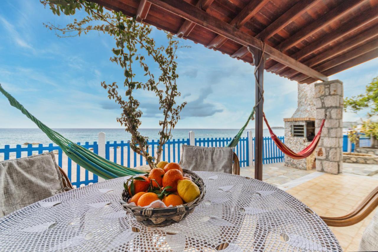 Casa D' Acqua Villa Архангелос Екстериор снимка